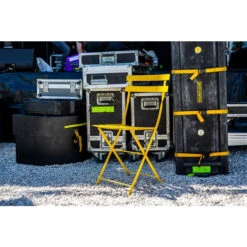 Chaise De Jardin Pliante FERMOB Bistro Métal - Miel -Mobilier De Jardin 010173 chaise de jardin pliante fermob bistro metal miel ambiance 3