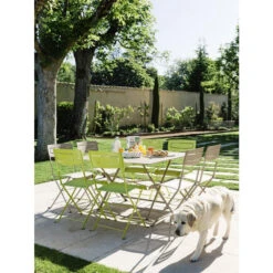 Table De Jardin 8 Personnes FERMOB Cargo 128 X 128 Cm - Muscade 8 Table De Jardin 8 Personnes FERMOB Cargo 128 X 128 Cm - Muscade -Mobilier De Jardin 024114 table jardin fermob cargo 128 128 cm muscade ambiance 3