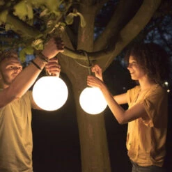 Lampe Fatboy Bolleke - Bleu Océan -Mobilier De Jardin 104518 lampe fatboy bolleke bleu ocean ambiance 2