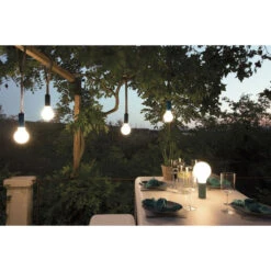 Lampe De Jardin FERMOB Aplô H 24 - Bleu Acapulco -Mobilier De Jardin 341021 lampe jardin fermob aplo h24 nuit ambiance