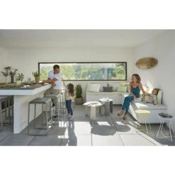 Tabouret De Jardin FERMOB Cocotte - Blanc Coton -Mobilier De Jardin 470201 tabouret jardin fermob cocotte blanc coton ambiance famille 1