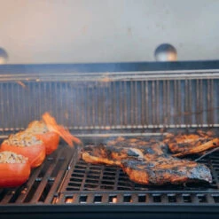 Grille De Saisie Double Face Weber Crafted Pour Barbecue -Mobilier De Jardin 7670 grille weber ambiance viande min