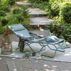 Coussin LAFUMA Aurore 40 X 40 Cm - Bleu -Mobilier De Jardin lfm2974 9304 coussin lafuma aurore 40 x 40 cm bleu ambiance