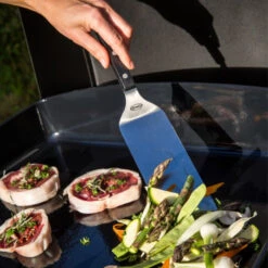 Spatule Longue Pour Plancha ENO -Mobilier De Jardin sp18058 ambiance 1