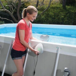 Lampe / Spot Magnétique à LED Multicolore Pour Piscine INTEX 14 Lampe / Spot Magnétique à LED Multicolore Pour Piscine INTEX -Mobilier De Jardin spot magnetique a led multicolore pour piscine intex 4